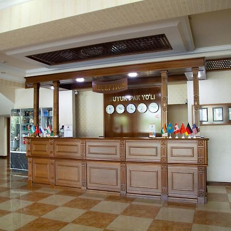 Buyuk Ipak Yo'Li Hotel Наманган Экстерьер фото